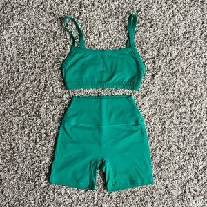 Women's Green SET Active Workout Set